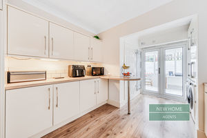 Photo 20- click for photo gallery